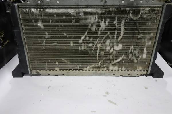 FORD TRANSİT 100 L-S-V ÇIKMA PARÇA  T12 RADYATÖR